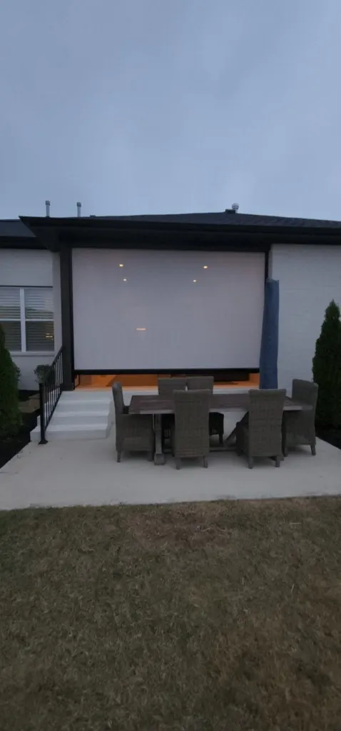 Electric motorized screens