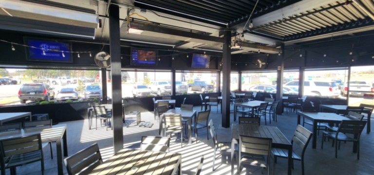 Walk on Bistro Rogers Arkansas patio screens for dining area Walk on Bistro Rogers Arkansas patio screens for dining area